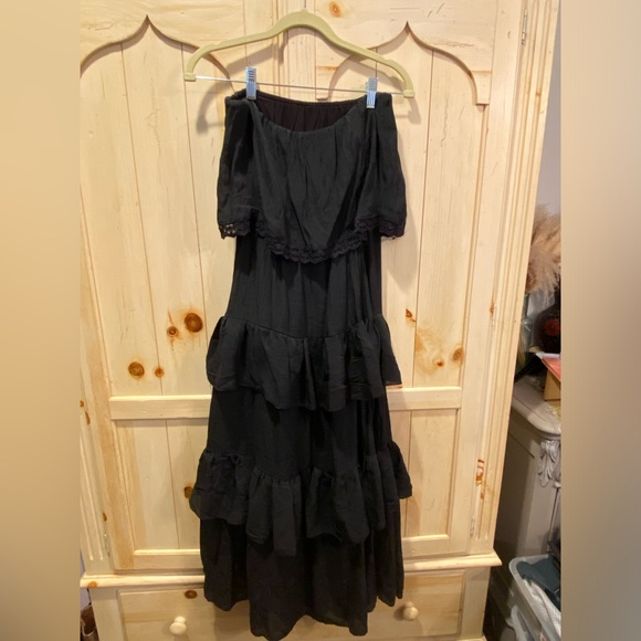 NWT Aakaa Flouncy Strapless Maxi Dress - Picture 5 of 8